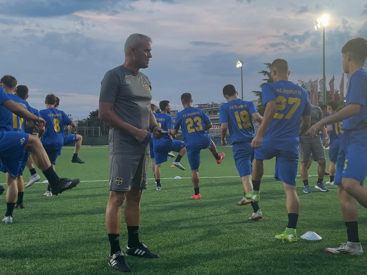 Επιστροφή στη δράση